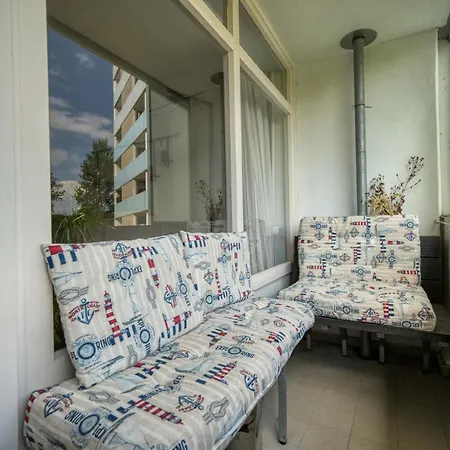 - Haus O, App 0oeg01